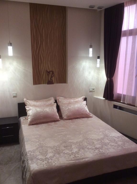 Apartment Luxe Paris Odessa Esterno foto